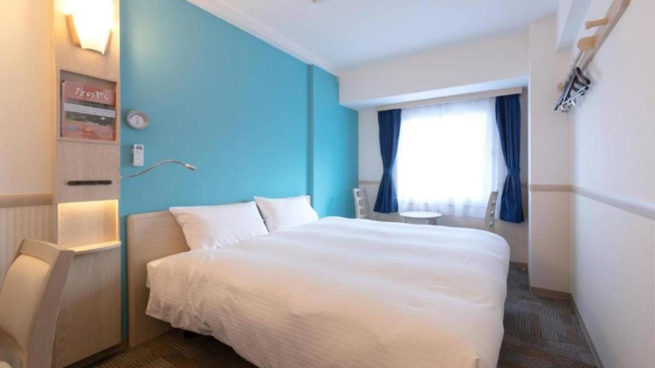 Toyoko Inn Yokohama Shiei-Chikatetsu Center Minami-Eki Екстериор снимка